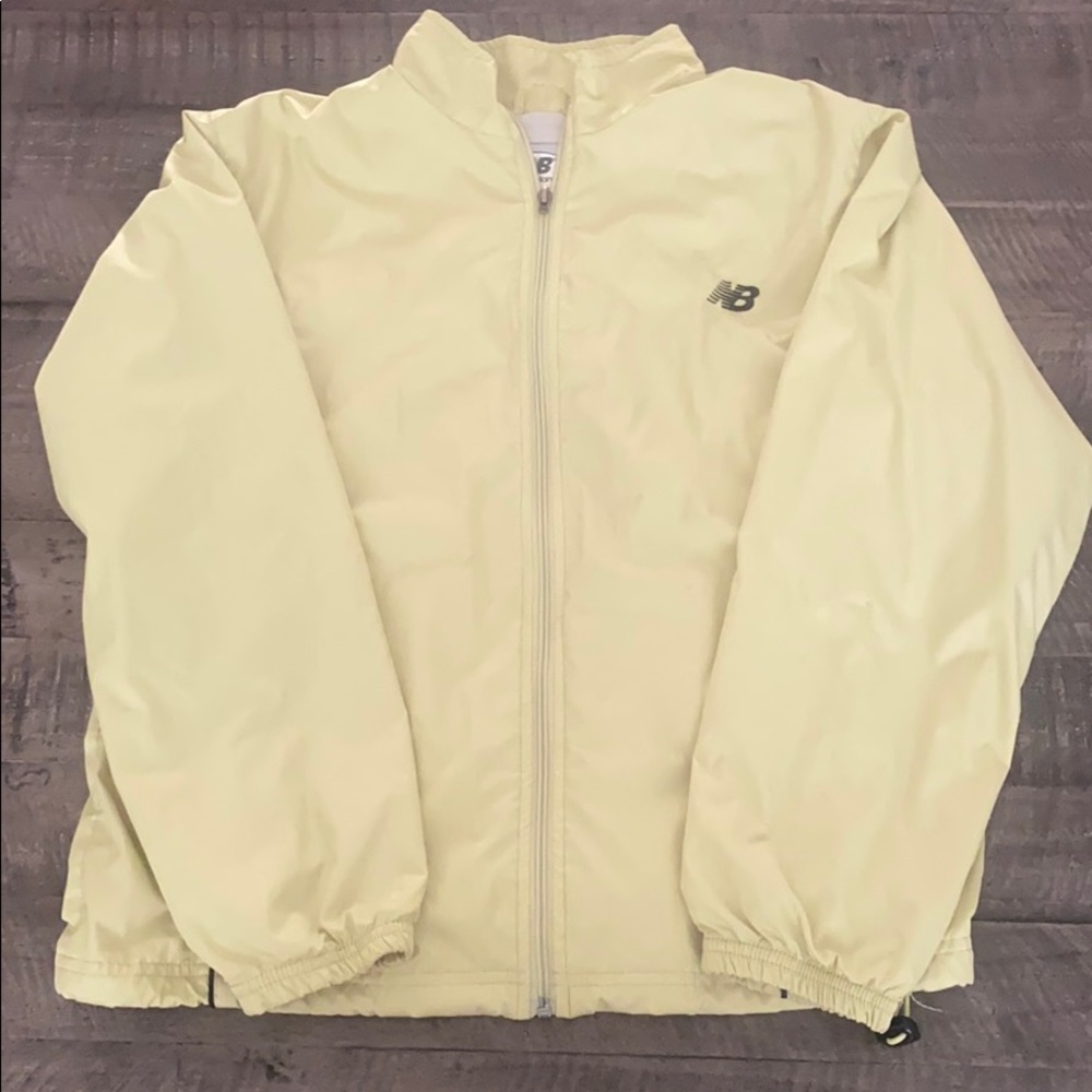 Light weight rain jacket